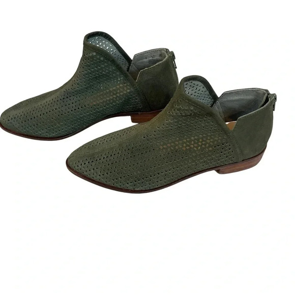 Kelsi Dagger Brooklyn Alley Perforated Green Booties size 8 - Picture 1 of 12